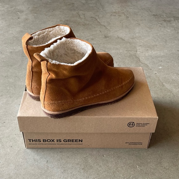 Steve Madden Tommy Tan Suede Moccasin Style Wool Linned Cozy Boots 8 Womens - Picture 5 of 6